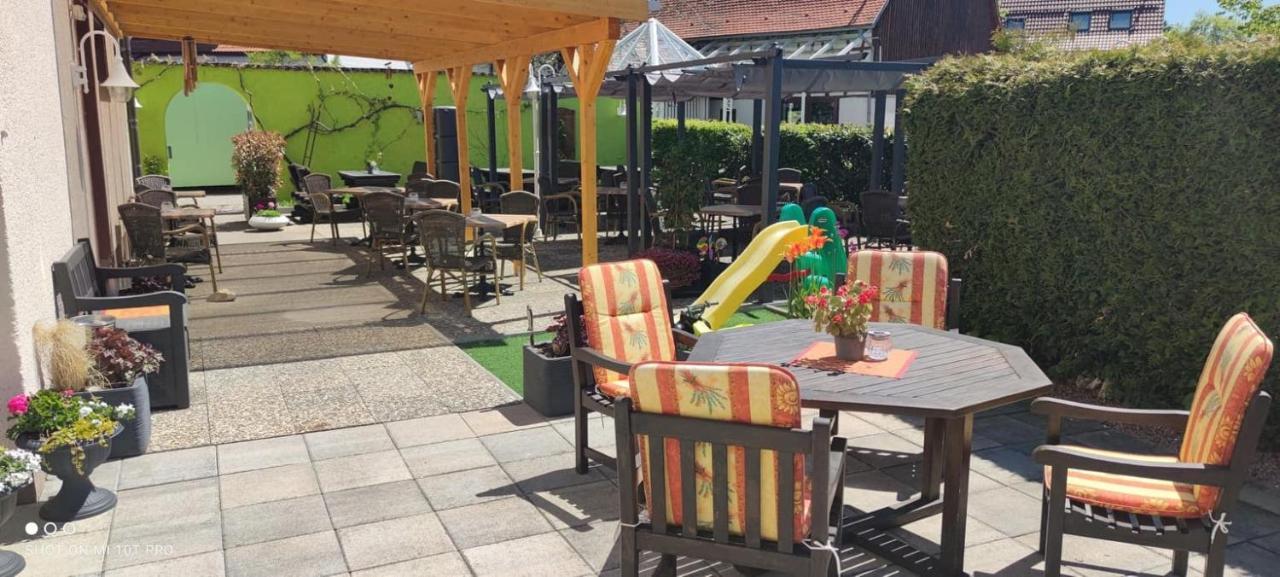 Hotel 4 Jahreszeiten Mit Restaurant Albstadt Ngoại thất bức ảnh