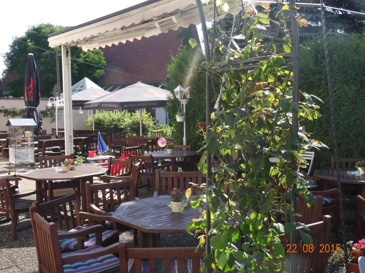 Hotel 4 Jahreszeiten Mit Restaurant Albstadt Ngoại thất bức ảnh
